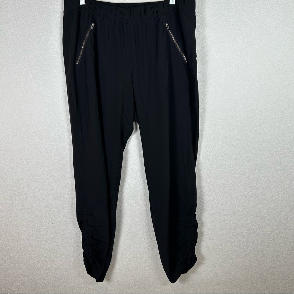 Athleta Women’s Sz 16T Elastic waist, lightweight polyester/spandex joggers